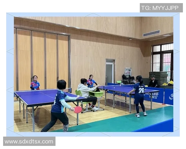 乒乓球盛宴：揭秘深圳乒乓球队的独特比赛经验与成长之路